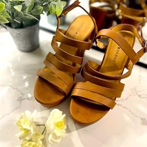 Lucky brand Strappy Wedges size 7.5 BRAND NEW NEVER WORN